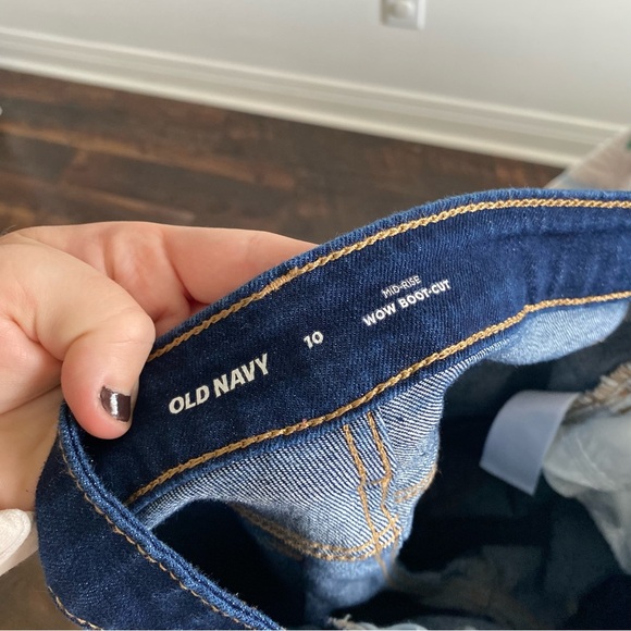 💥4/$20 Old Navy Mid Rise Dark Wash Wow Boot Cut Jeans size 10 Regular - Picture 2 of 7